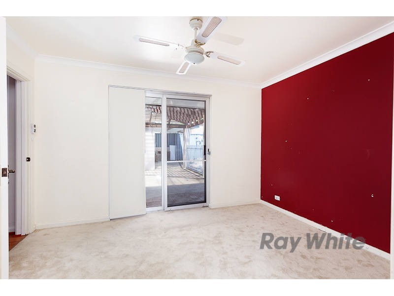 11 Loris Way, Kardinya WA 6163