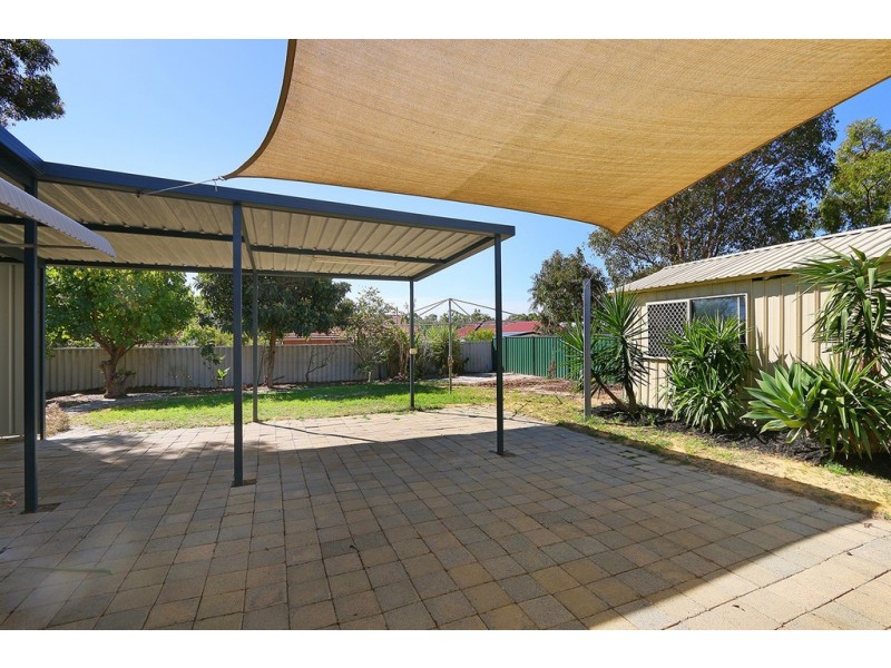 30 Williams Road, Coolbellup WA 6163