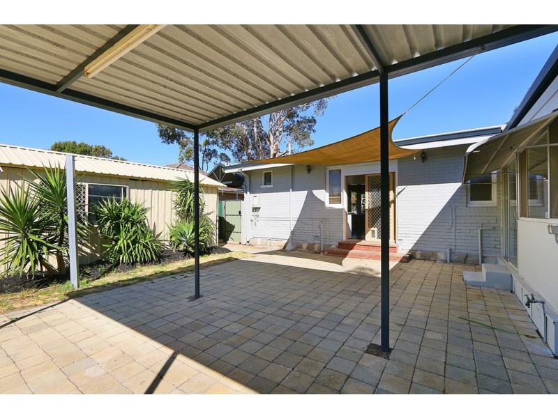 30 Williams Road, Coolbellup WA 6163