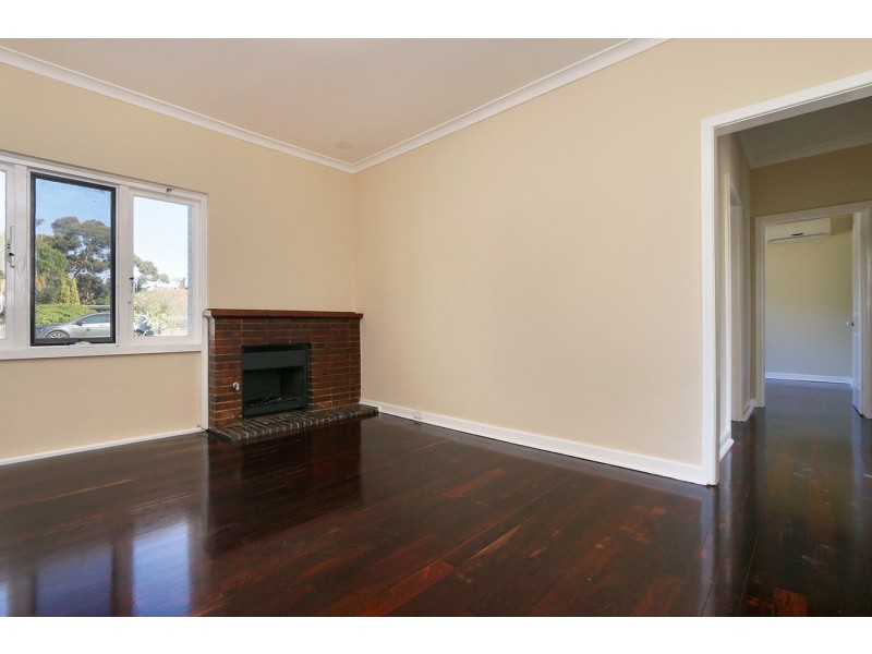 30 Williams Road, Coolbellup WA 6163