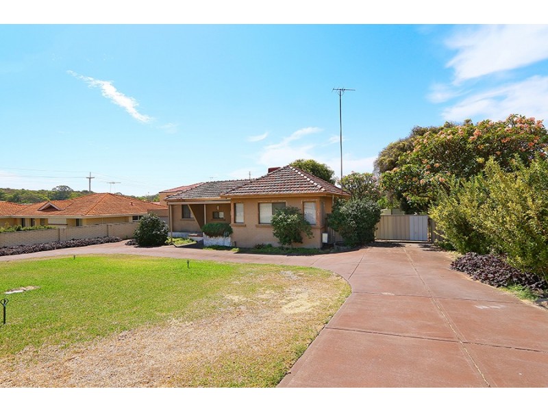 86 Winfield Street, Hamilton Hill WA 6163