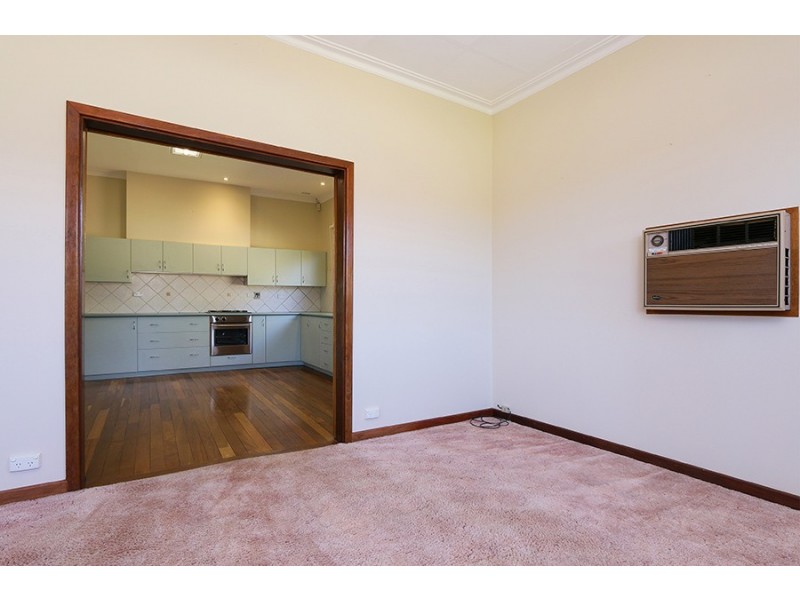 86 Winfield Street, Hamilton Hill WA 6163