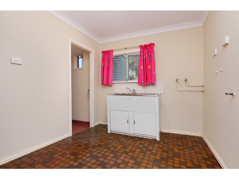 86 Winfield Street, Hamilton Hill WA 6163