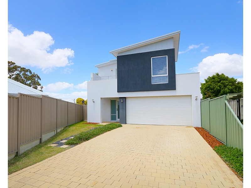 12B Walker Court, Kardinya WA 6163