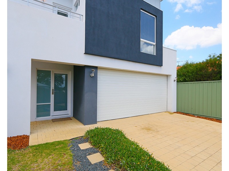 12B Walker Court, Kardinya WA 6163
