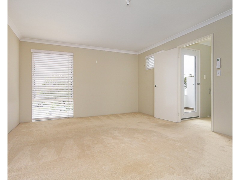 12B Walker Court, Kardinya WA 6163