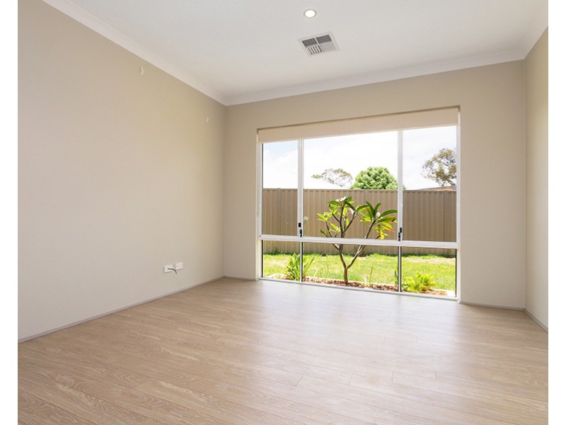 12B Walker Court, Kardinya WA 6163