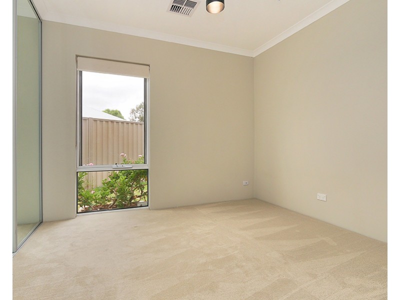 12B Walker Court, Kardinya WA 6163