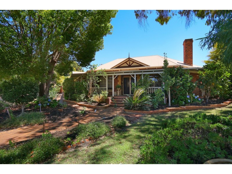 19 Inwood Place, Murdoch WA 6150