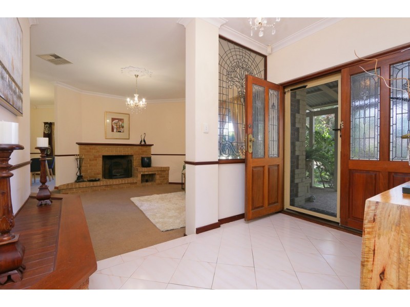 19 Inwood Place, Murdoch WA 6150