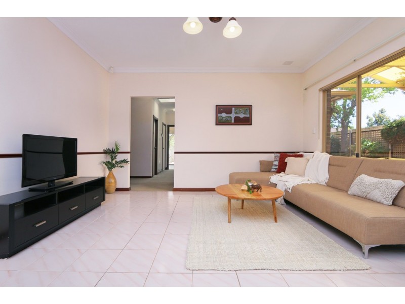 19 Inwood Place, Murdoch WA 6150