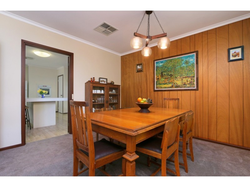 21 Bartling Crescent, Bateman WA 6150