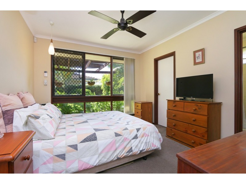 21 Bartling Crescent, Bateman WA 6150