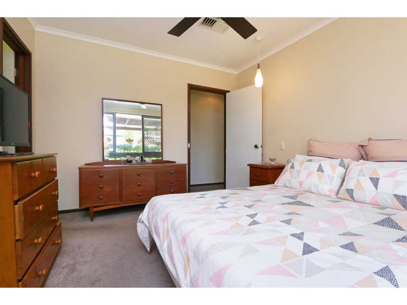 21 Bartling Crescent, Bateman WA 6150