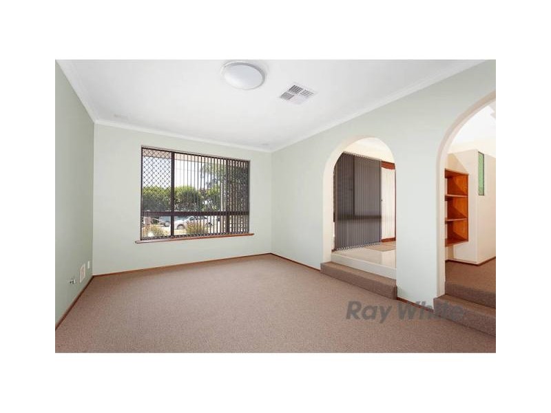 56 Davies Cres, Kardinya WA 6163