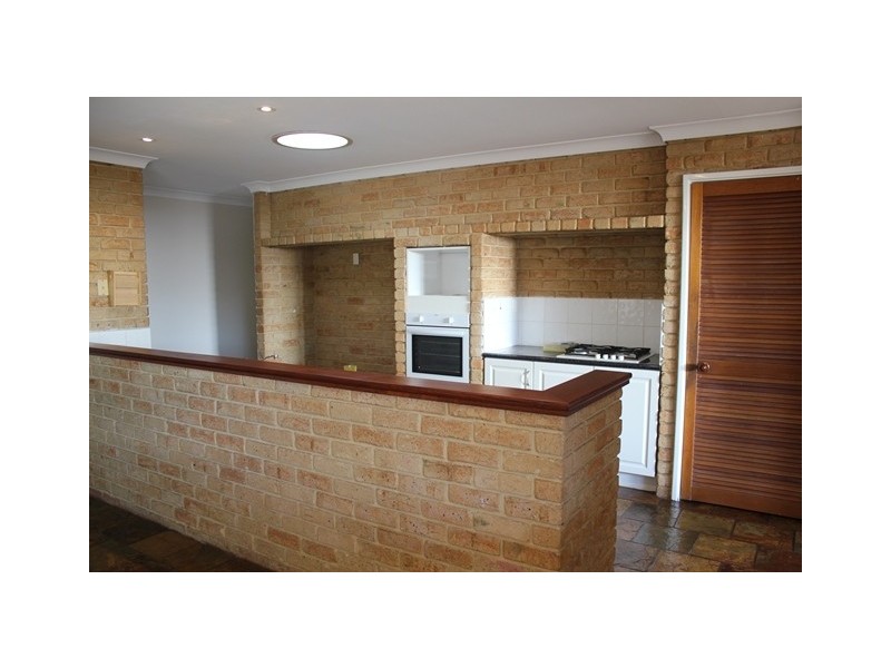 8 Borell Place, Kardinya WA 6163