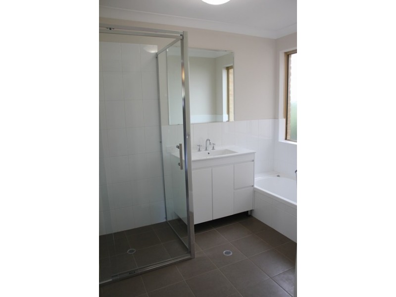 8 Borell Place, Kardinya WA 6163