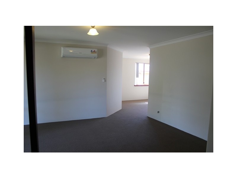 8 Borell Place, Kardinya WA 6163