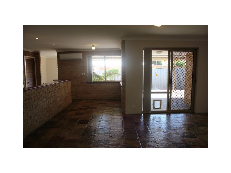 8 Borell Place, Kardinya WA 6163