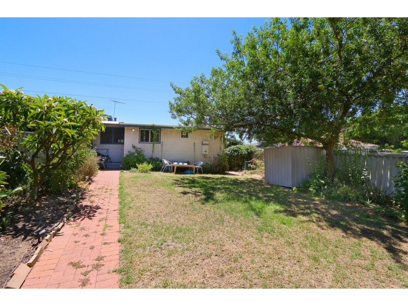 115A Cordelia Ave, Coolbellup WA 6163
