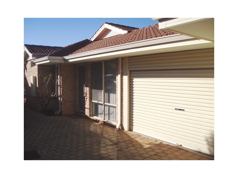 5C Jemerson St, Willagee WA 6156