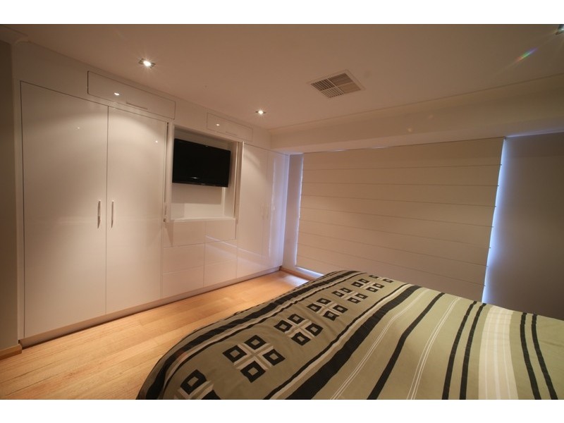 12 Stainer St, Willagee WA 6156