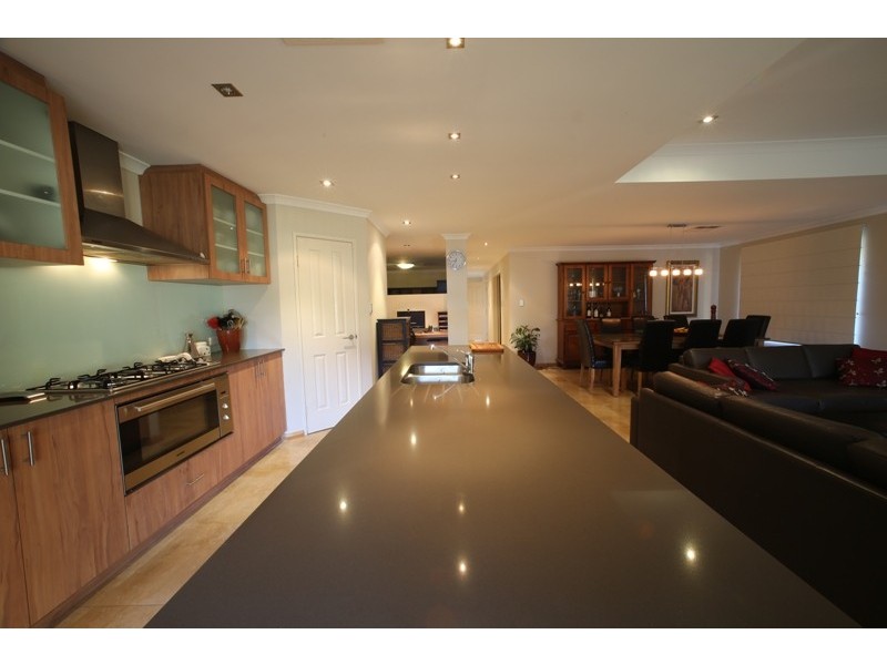 12 Stainer St, Willagee WA 6156