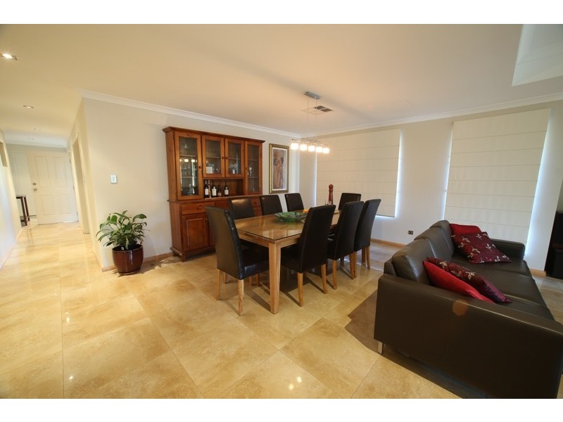 12 Stainer St, Willagee WA 6156