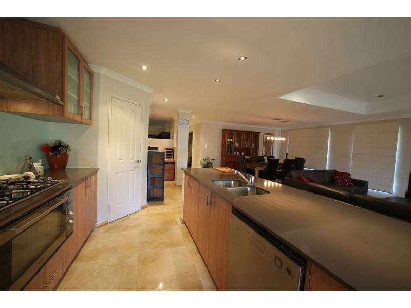 12 Stainer St, Willagee WA 6156