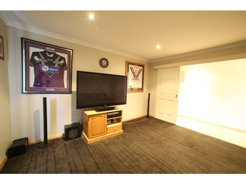 12 Stainer St, Willagee WA 6156