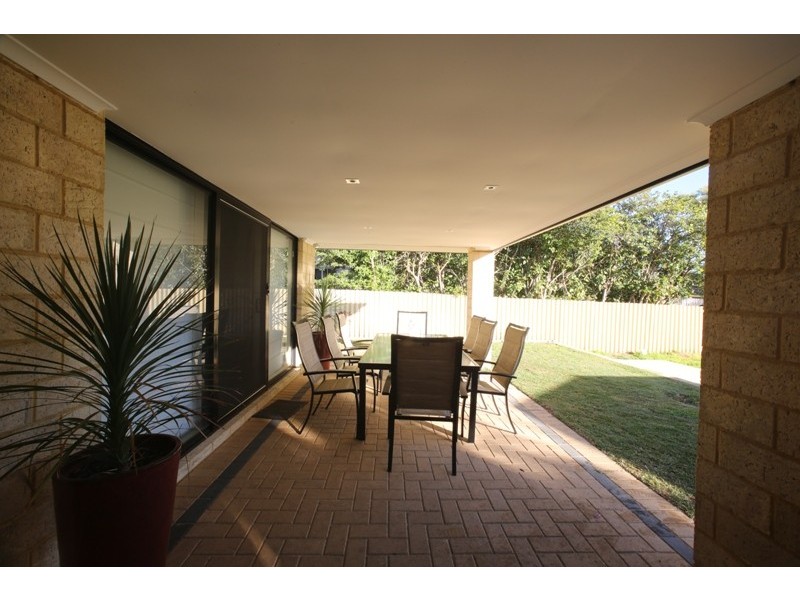 12 Stainer St, Willagee WA 6156