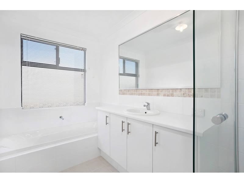 17 Tomkins Way, Harrisdale WA 6112