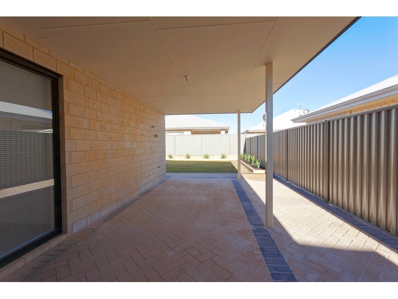 17 Tomkins Way, Harrisdale WA 6112