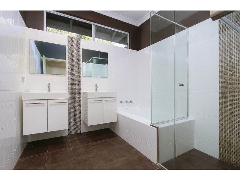 13 Hockin Street, Willagee WA 6156