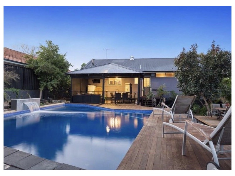 13 Hockin Street, Willagee WA 6156