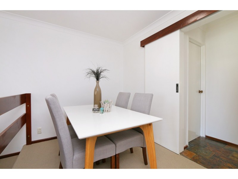 6 Sowden Drive, Samson WA 6163