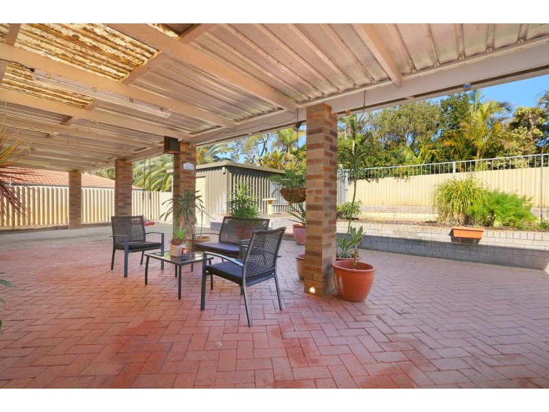 6 Sowden Drive, Samson WA 6163