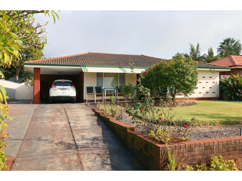 119 Gilbertson Rd, Kardinya WA 6163