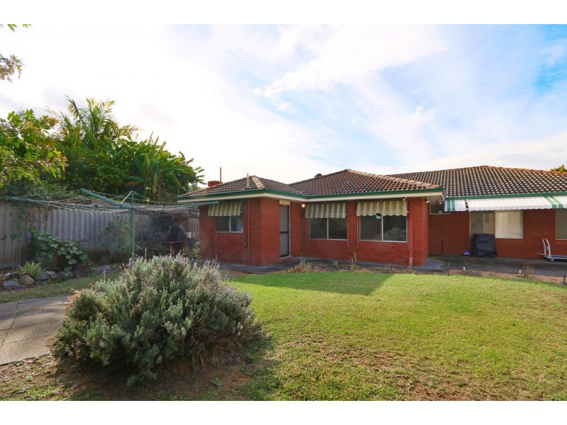 119 Gilbertson Rd, Kardinya WA 6163