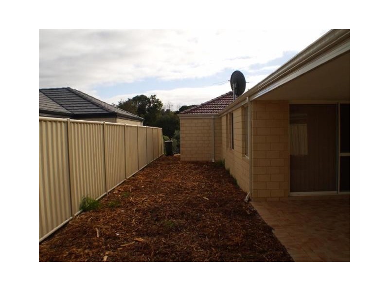 29 Daviesia Turn, Success WA 6164