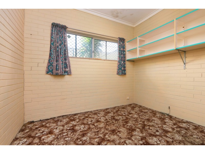 9 Treeby Street, Coolbellup WA 6163