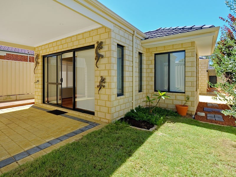 3a Capper Place, Kardinya WA 6163