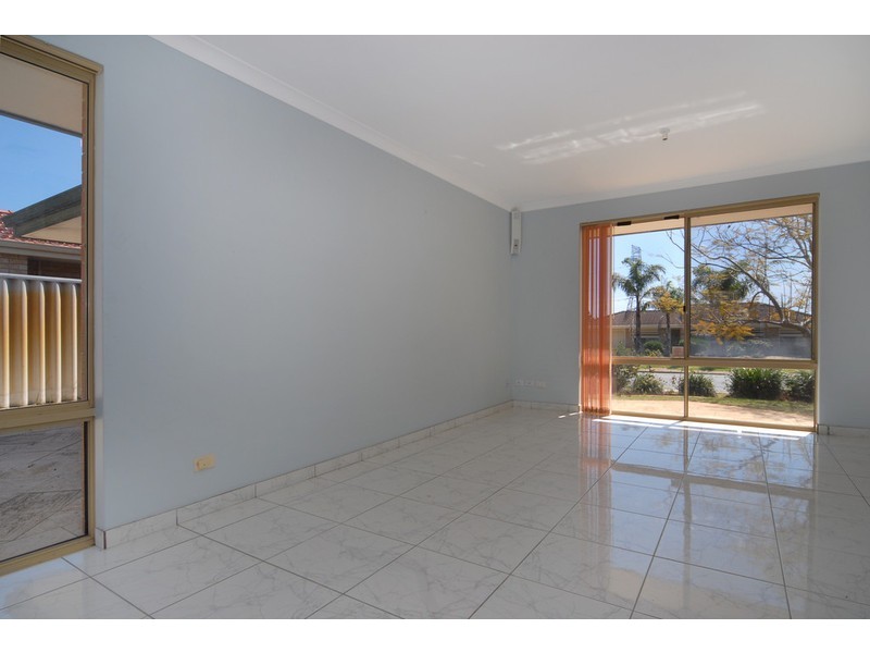 16  Bloodwood Ccle, South Lake WA 6164