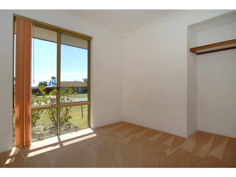 16  Bloodwood Ccle, South Lake WA 6164