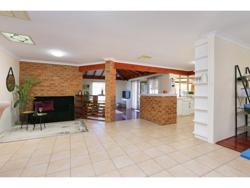 3 Madeleine Court, North Lake WA 6163