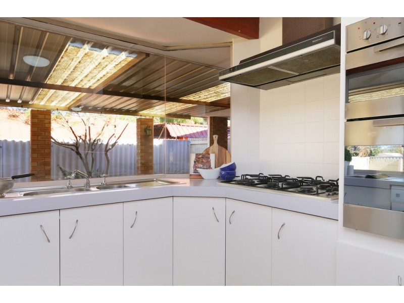 3 Madeleine Court, North Lake WA 6163