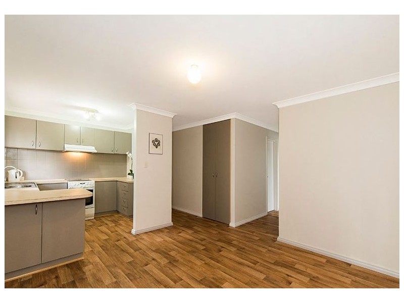 3/6 Surrey Road, Wilson WA 6107