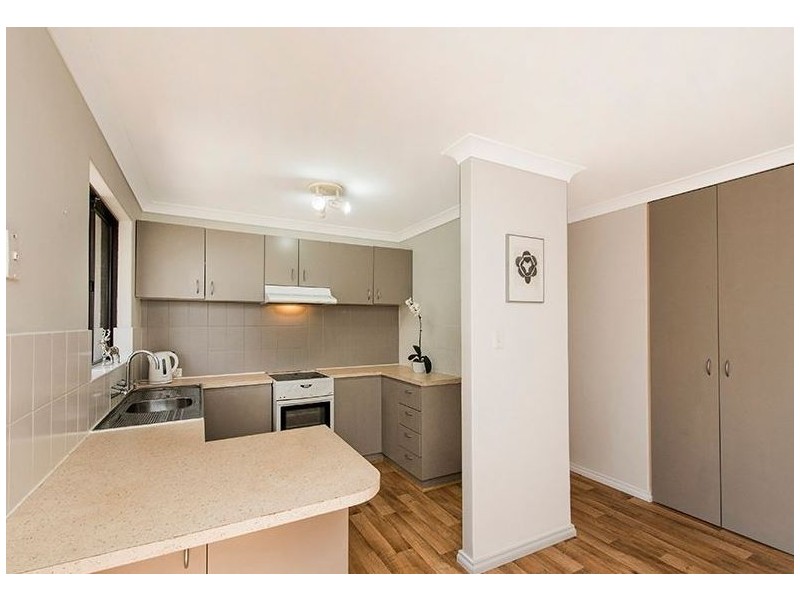 3/6 Surrey Road, Wilson WA 6107