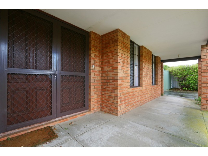 23 Meller Road, Bibra Lake WA 6163