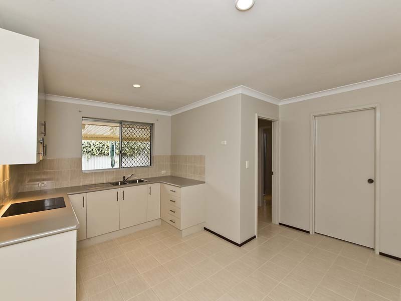Unit 2/22 Kimberley Way, Parkwood WA 6147